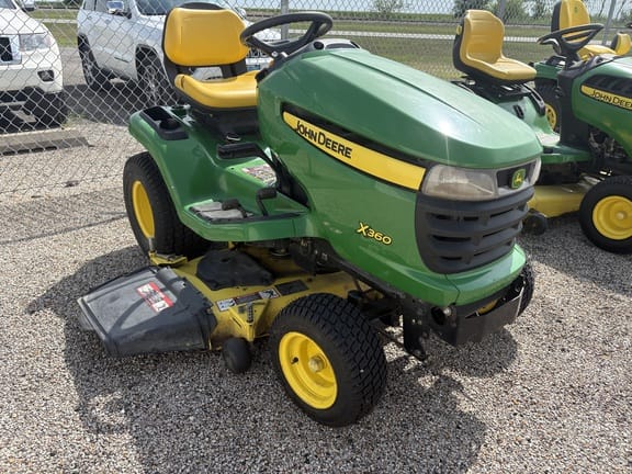 2013 John Deere X360 Equipment Image0