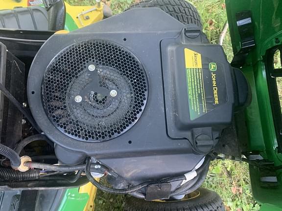 Image of John Deere X500 equipment image 1