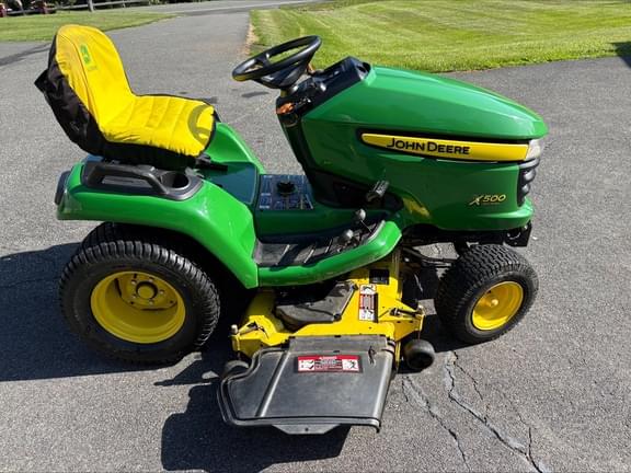 Image of John Deere X500 equipment image 3