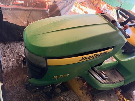 Image of John Deere X500 equipment image 4