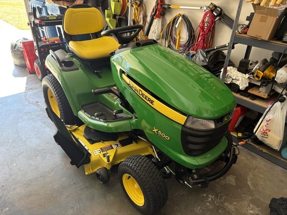 2013 John Deere X500 Equipment Image0