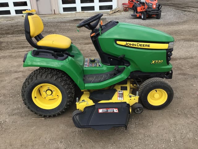 Image of John Deere X530 equipment image 2