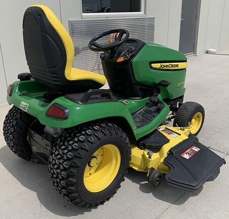 Image of John Deere X530 equipment image 2