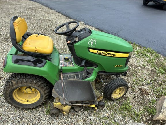 2013 John Deere X530 Equipment Image0