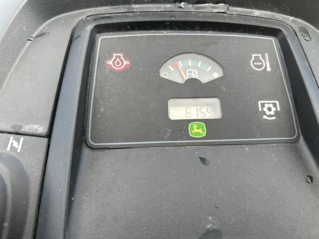 2013 John Deere X530 Equipment Image0