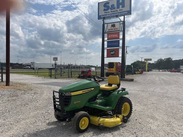 Image of John Deere X530 equipment image 1