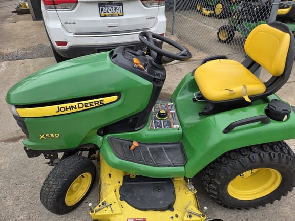 2013 John Deere X530 Equipment Image0