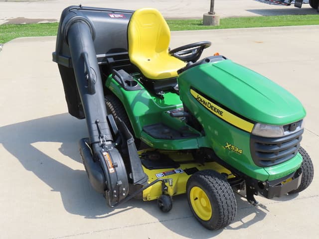 Image of John Deere X534 equipment image 2