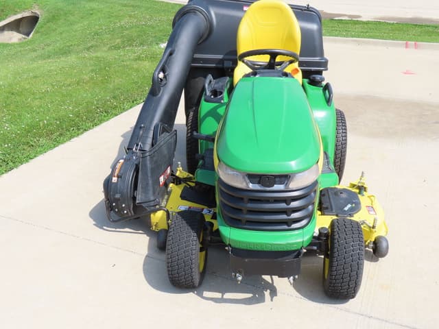 Image of John Deere X534 equipment image 1