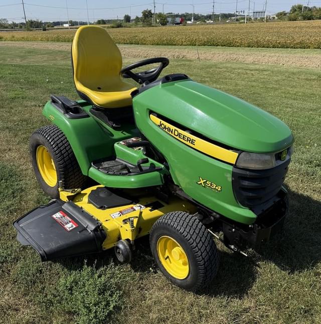 Image of John Deere X534 equipment image 1