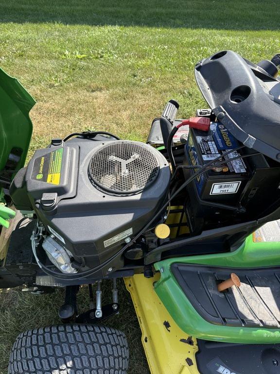 Image of John Deere X534 equipment image 4