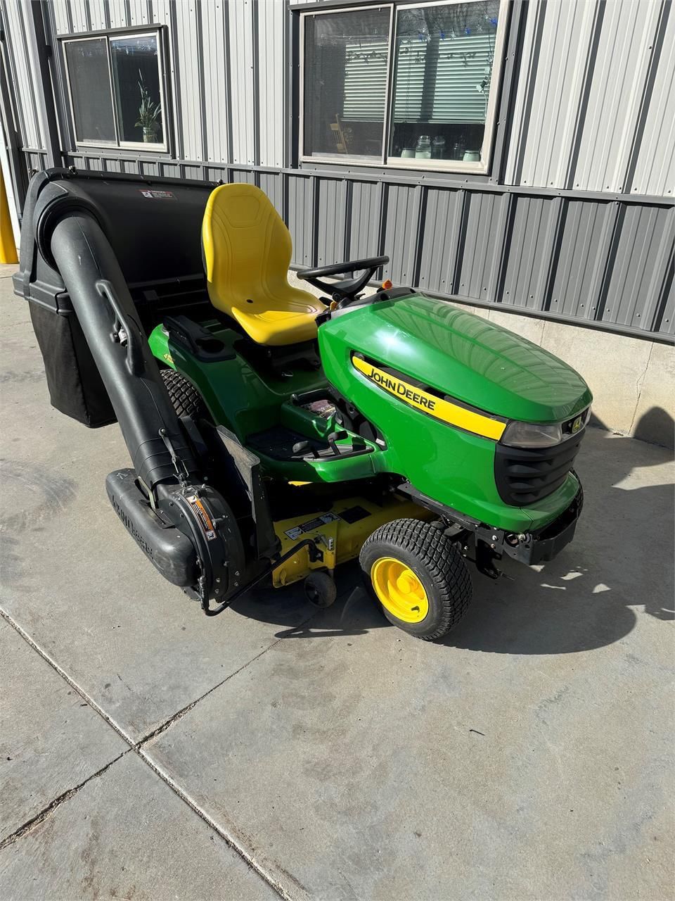 Main image John Deere X534