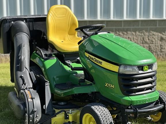 Image of John Deere X534 equipment image 1