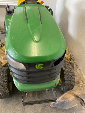 Image of John Deere X540 equipment image 1