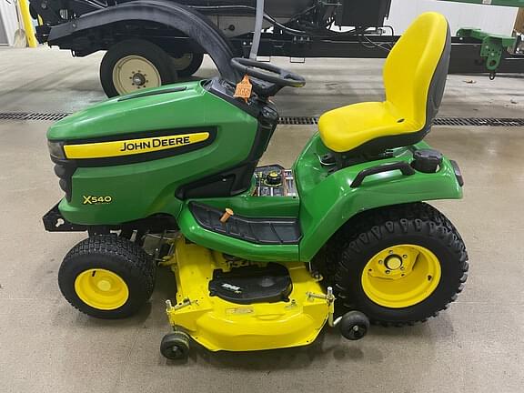 Image of John Deere X540 equipment image 1