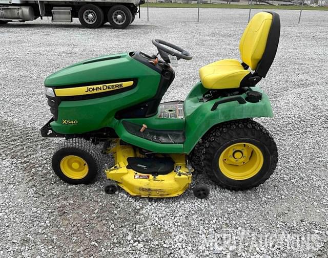 Image of John Deere X540 equipment image 1