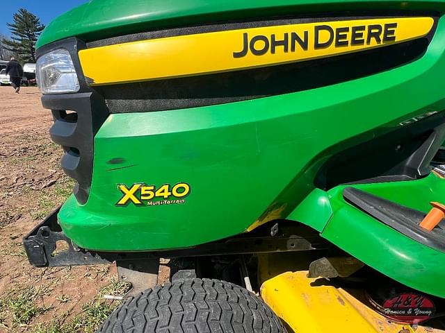 Image of John Deere X540 equipment image 4