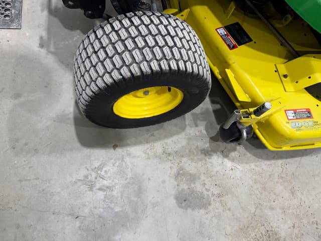 Image of John Deere X710 equipment image 4