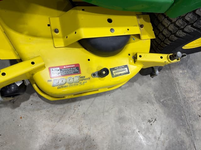 Image of John Deere X710 equipment image 3