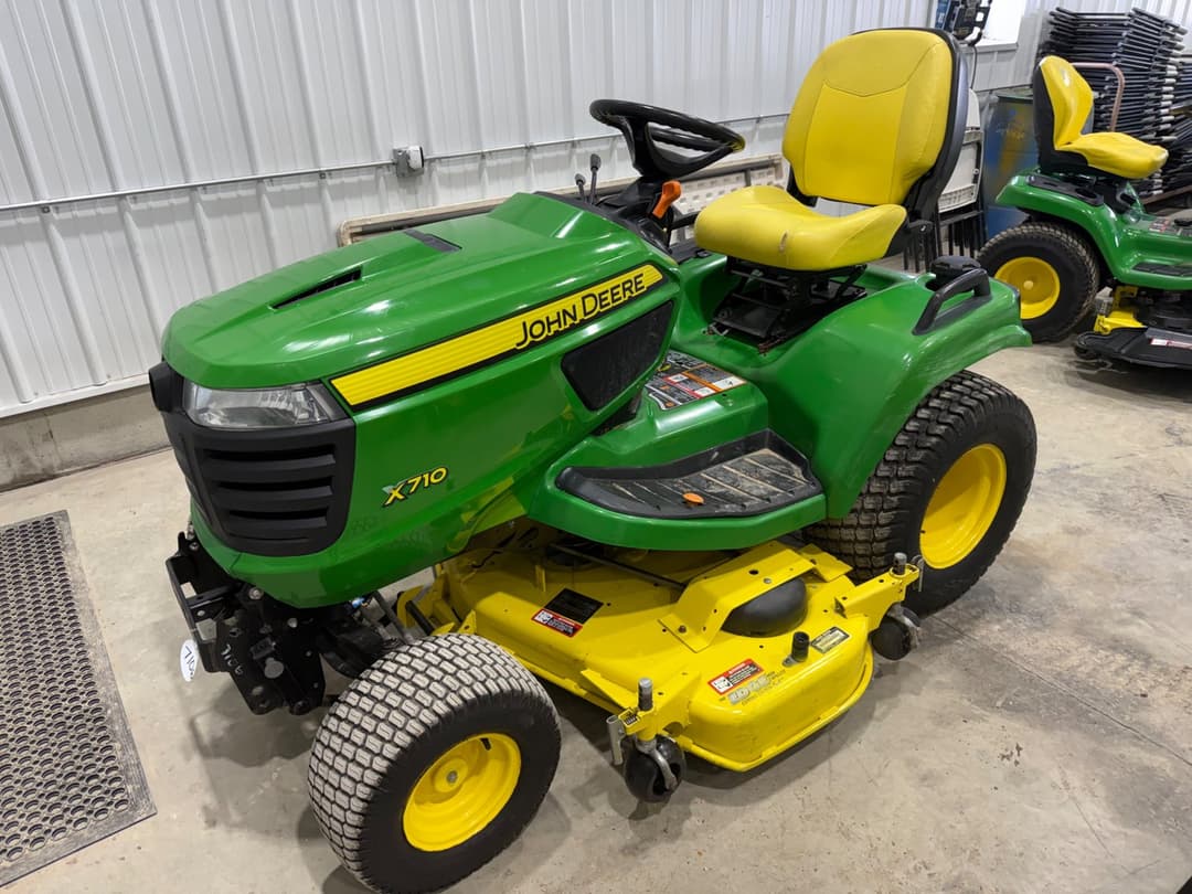 Image of John Deere X710 Primary image