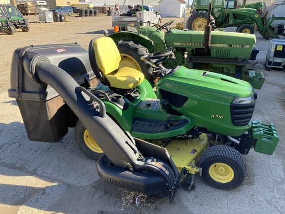 Main image John Deere X710
