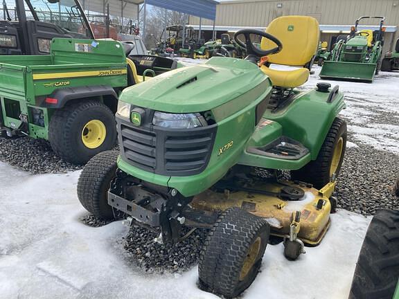 Image of John Deere X730 equipment image 1