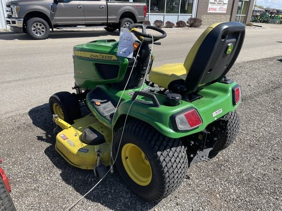 Image of John Deere X730 equipment image 2