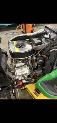 Image of John Deere X730 equipment image 4