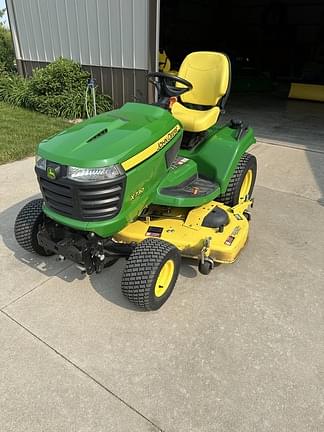 Image of John Deere X730 equipment image 1