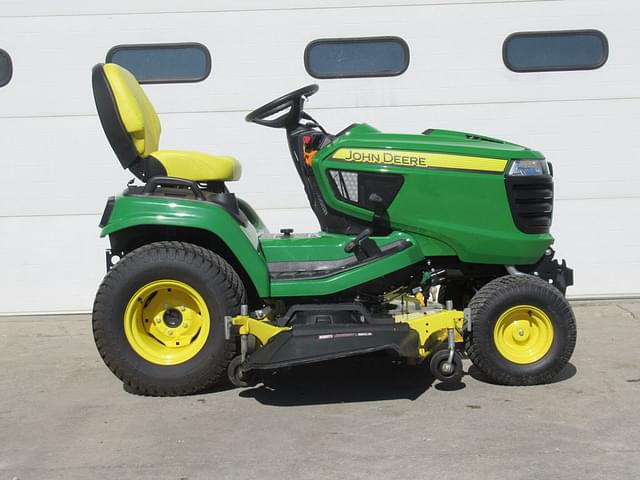 Image of John Deere X730 equipment image 3