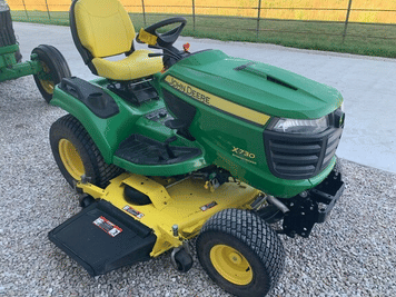 Main image John Deere X730