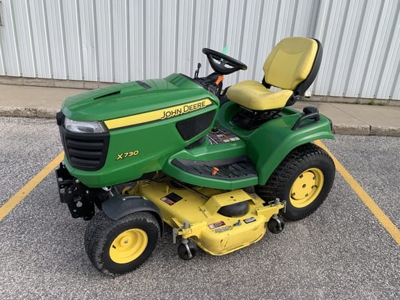 Main image John Deere X730