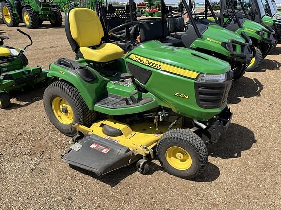 Image of John Deere X734 Primary image