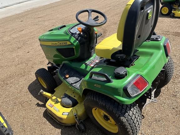 Image of John Deere X734 equipment image 2