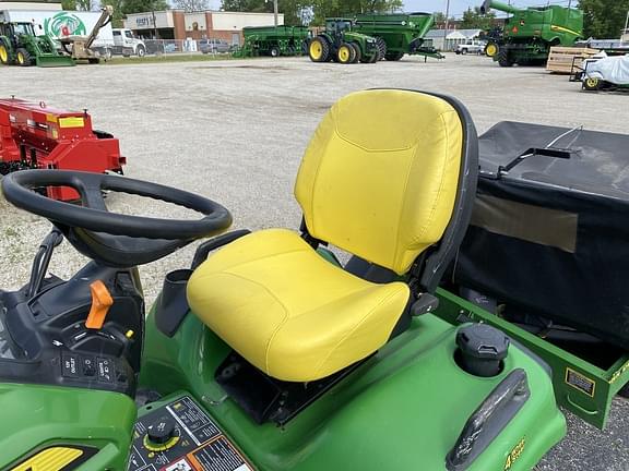 Image of John Deere X734 equipment image 1