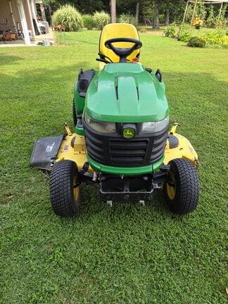 Image of John Deere X734 equipment image 3