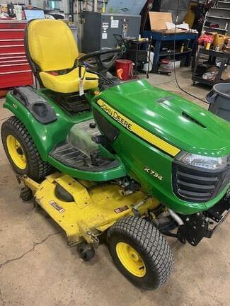 Image of John Deere X734 equipment image 2