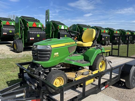 Image of John Deere X734 Primary image