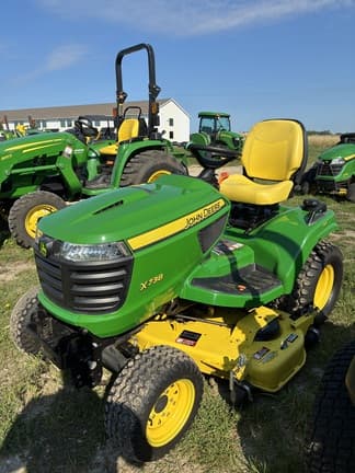 Image of John Deere X738 Image 1