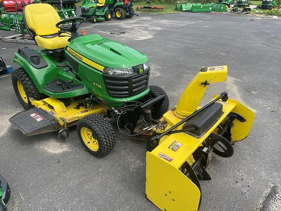 Image of John Deere X739 Primary image