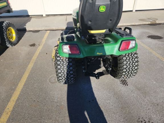 Image of John Deere X739 equipment image 4