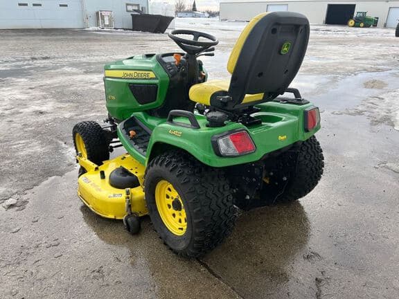 Image of John Deere X739 equipment image 2
