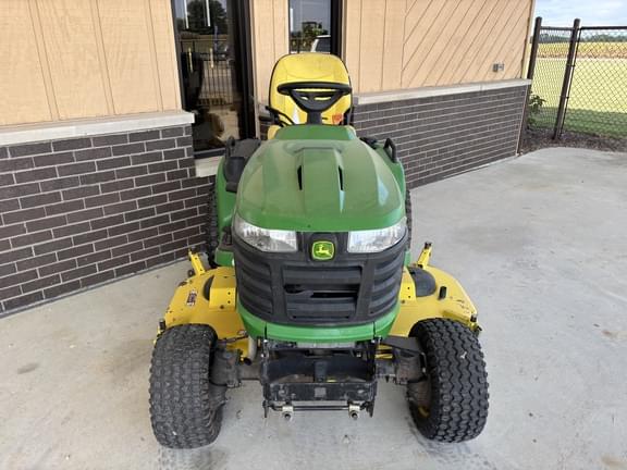 Image of John Deere X739 equipment image 1