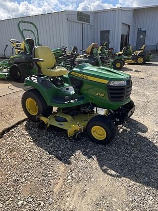 Image of John Deere X750 equipment image 2