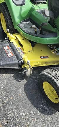 Image of John Deere X750 equipment image 4