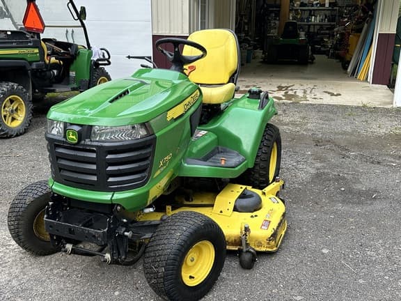 Image of John Deere X750 equipment image 2