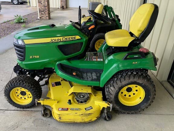 Image of John Deere X758 equipment image 1