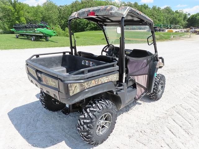Image of John Deere XUV 550 equipment image 4