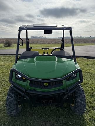 Image of John Deere XUV 550 equipment image 2