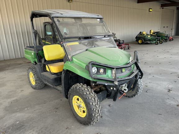 Image of John Deere XUV 550 equipment image 1